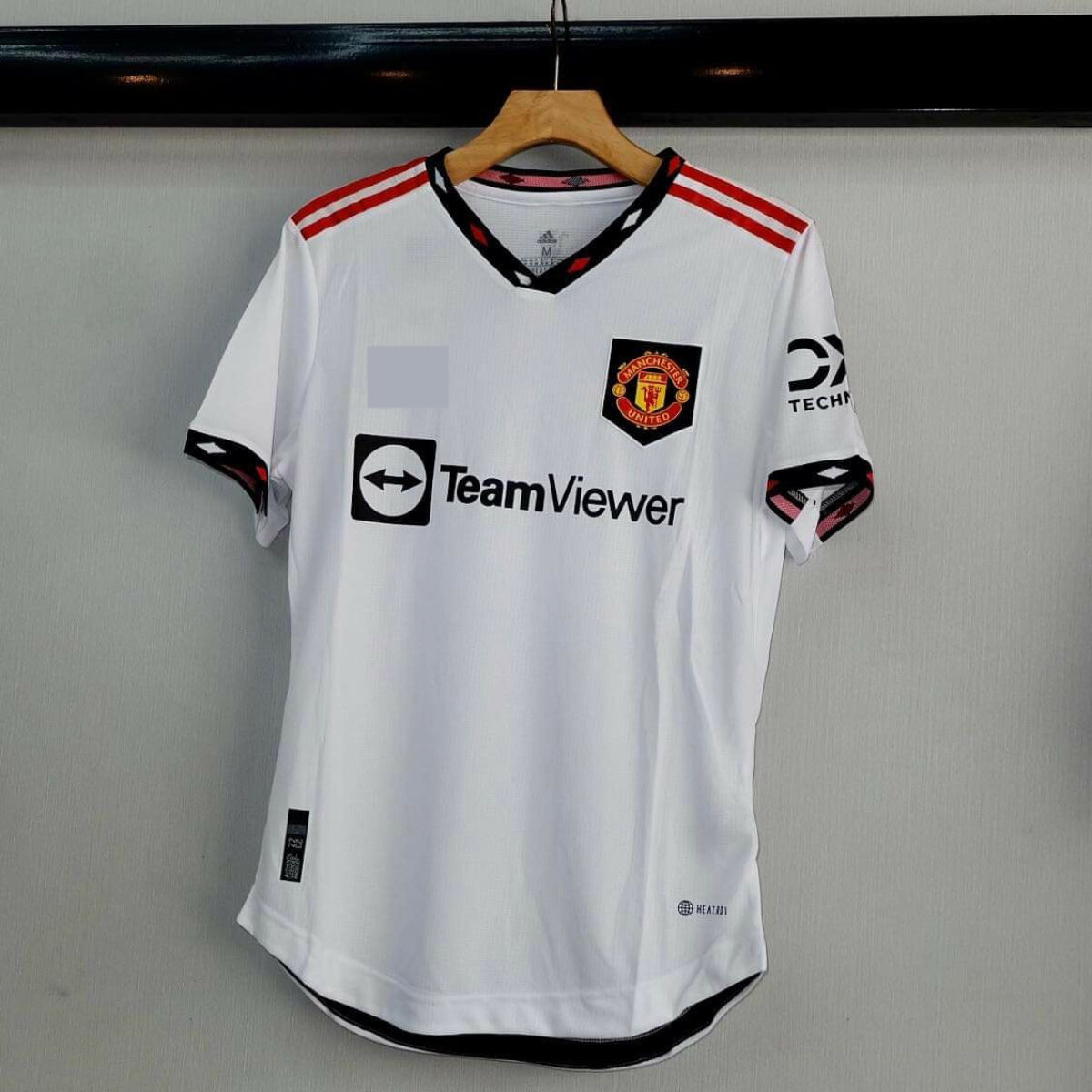 Manchester jersey sales price