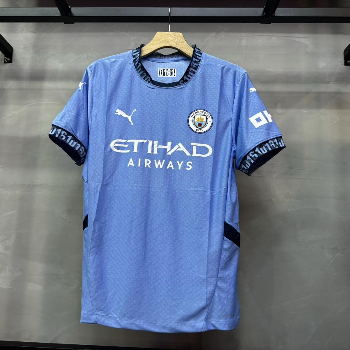 Latest man city jersey on sale