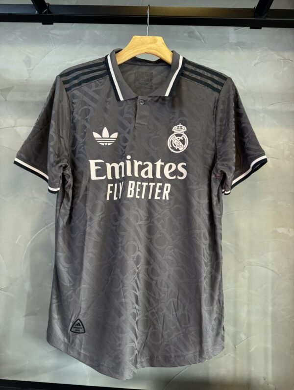 Real Madrid Third Kit 24/25 || Real Madrid Grey Jersey 2024 - Jersey ...