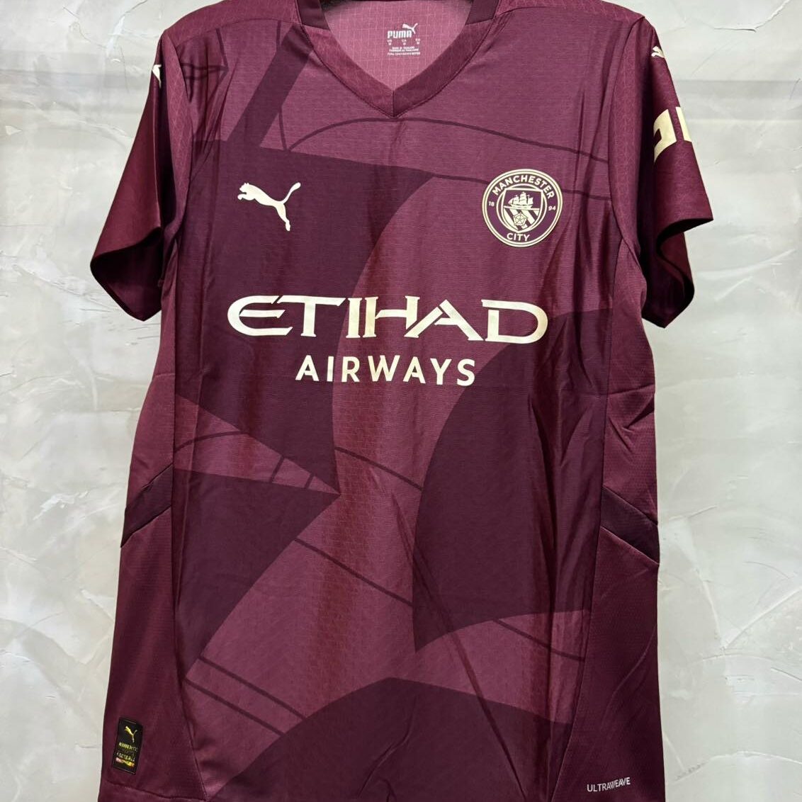 Man city third kit online